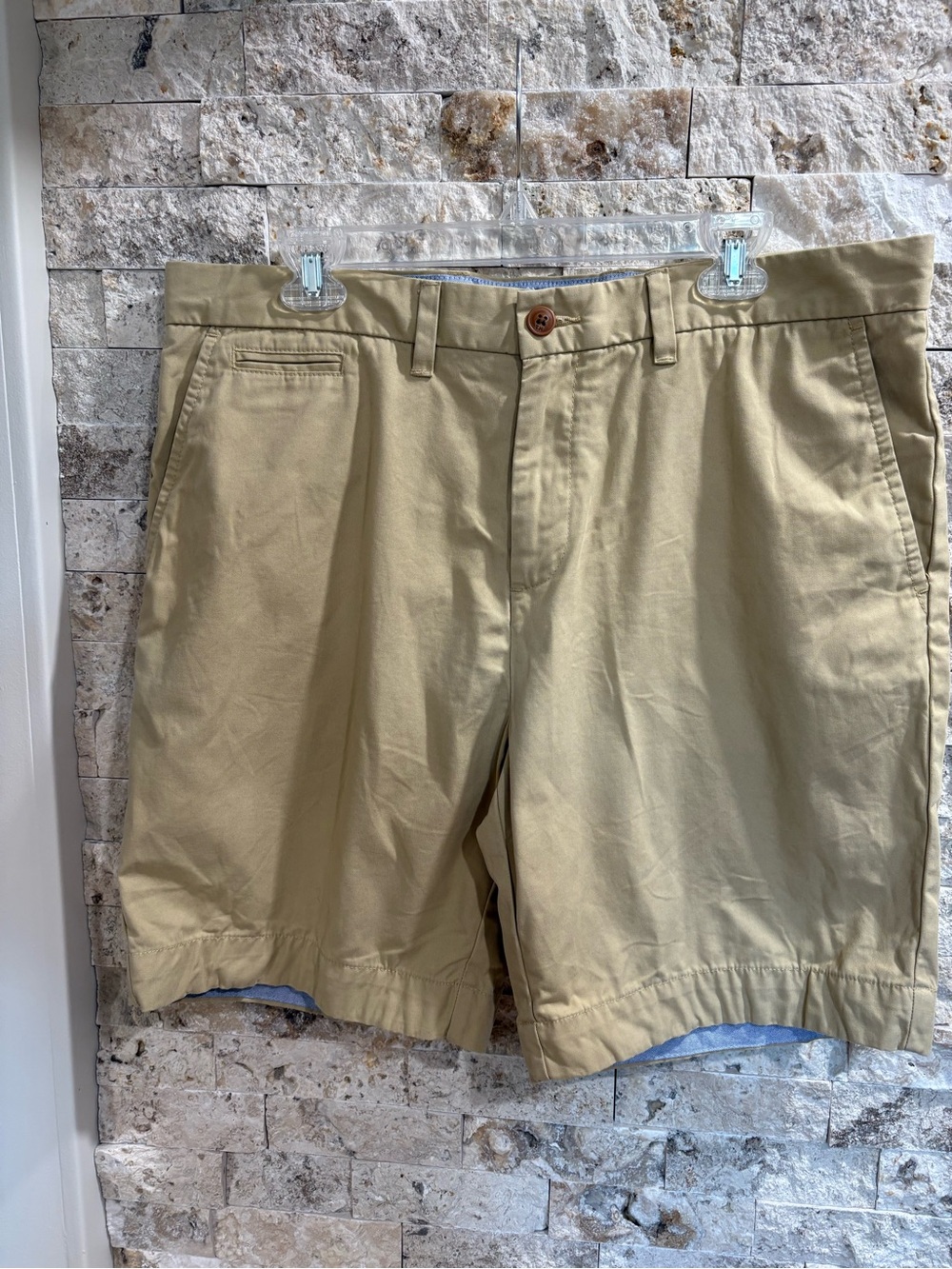 Tommy Hilfiger Men's Tan Flat Front Shorts size 36